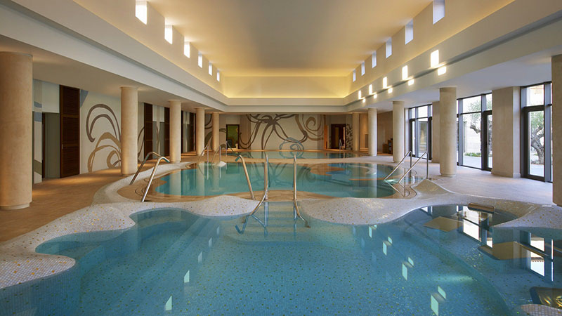 The-Romanos-Resort-Costa-Navarino---Anazoe-Spa---Hydromassage