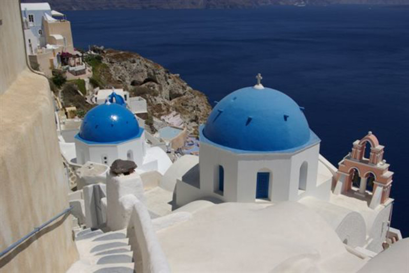 12μηνη λειτουργία με 100 ξενοδοχεία